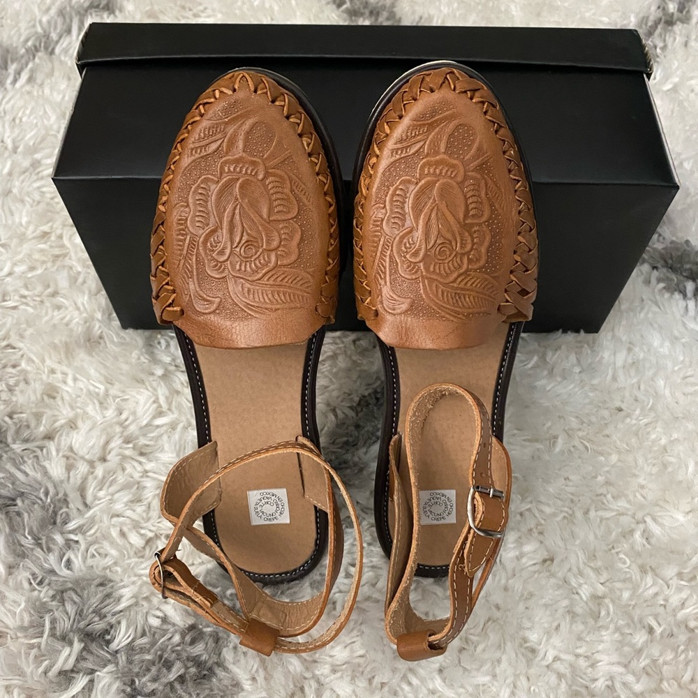 Women Handmade Mexican Huarache - Picture 9 of 10